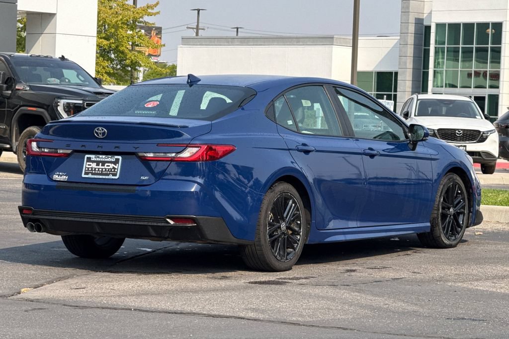 Used 2025 Toyota Camry SE FWD image 6
