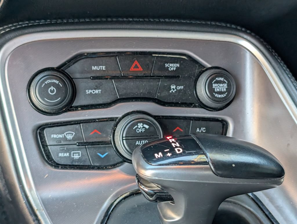 Used 2021 Dodge Challenger SXT RWD image 25