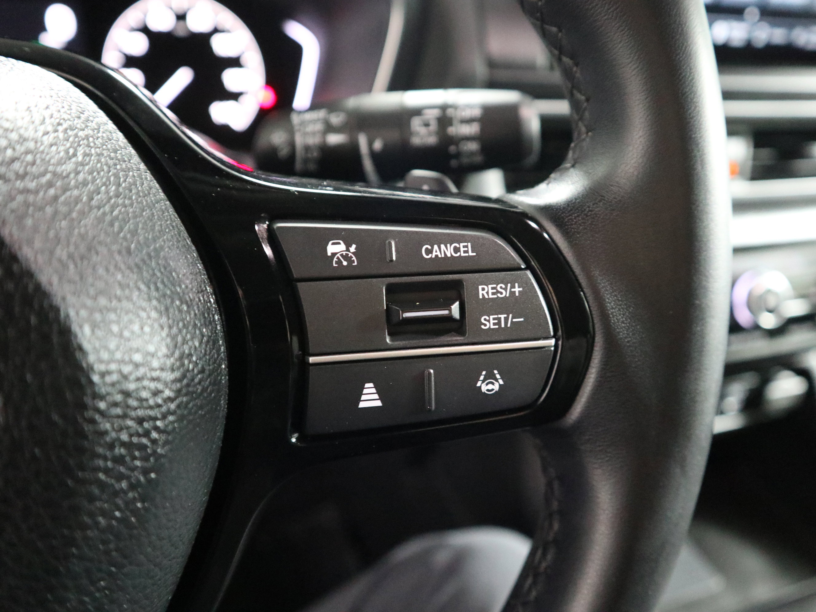 Used 2024 Honda Pilot EX-L image 28