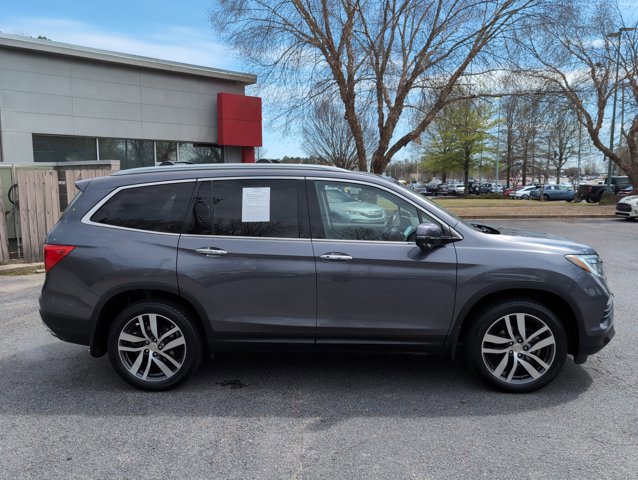 Used 2017 Honda Pilot Touring image 4