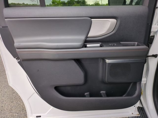 Used 2025 Ford Expedition Max Active RWD image 27