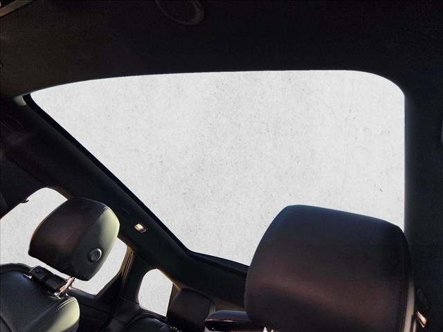 Certified 2023 Land Rover Range Rover Evoque R-Dynamic SE image 15