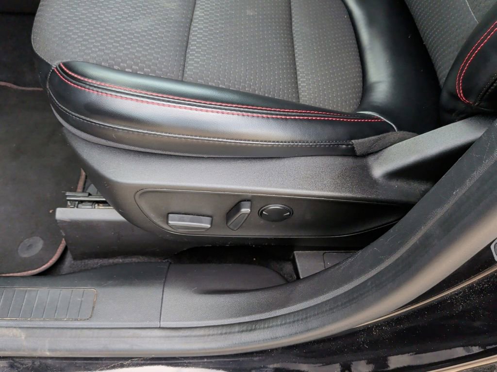 Used 2023 Ford Escape ST-Line image 13