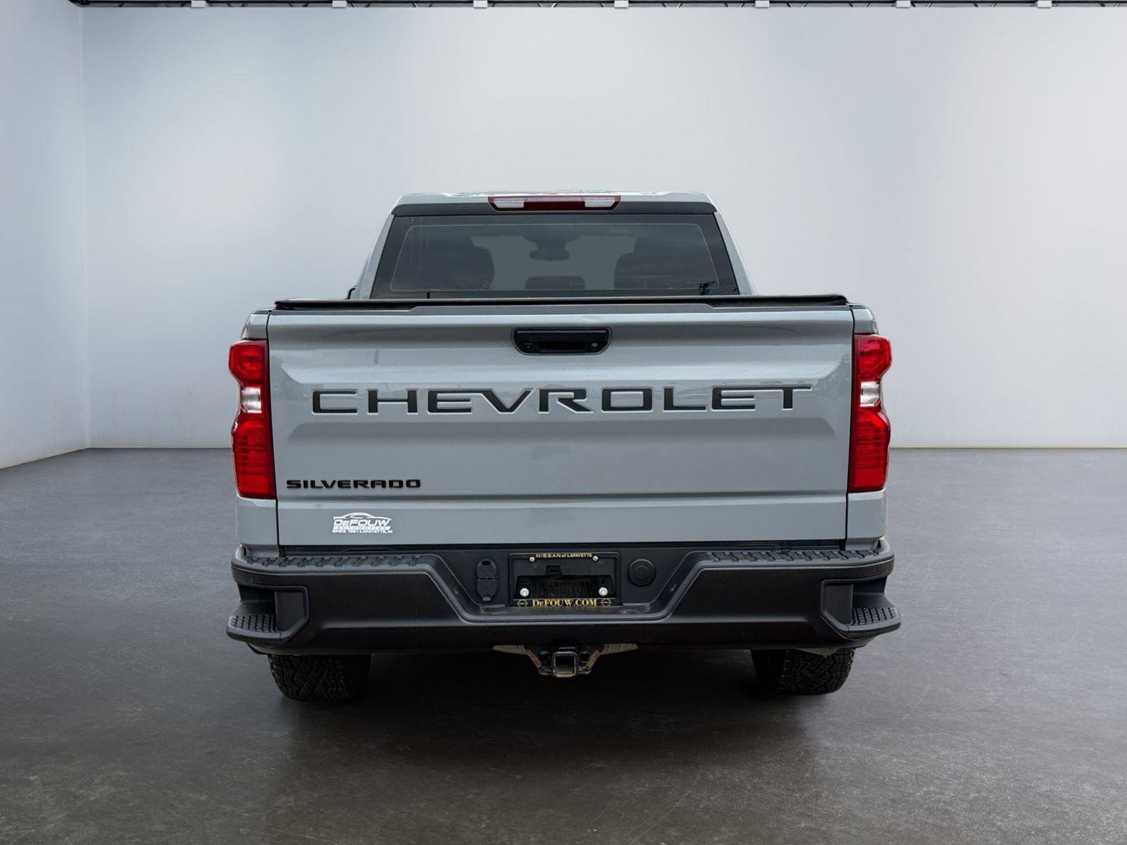 Used 2024 Chevrolet Silverado 1500 W/T w/ Z71 Off-Road Package AWD/4WD image 4