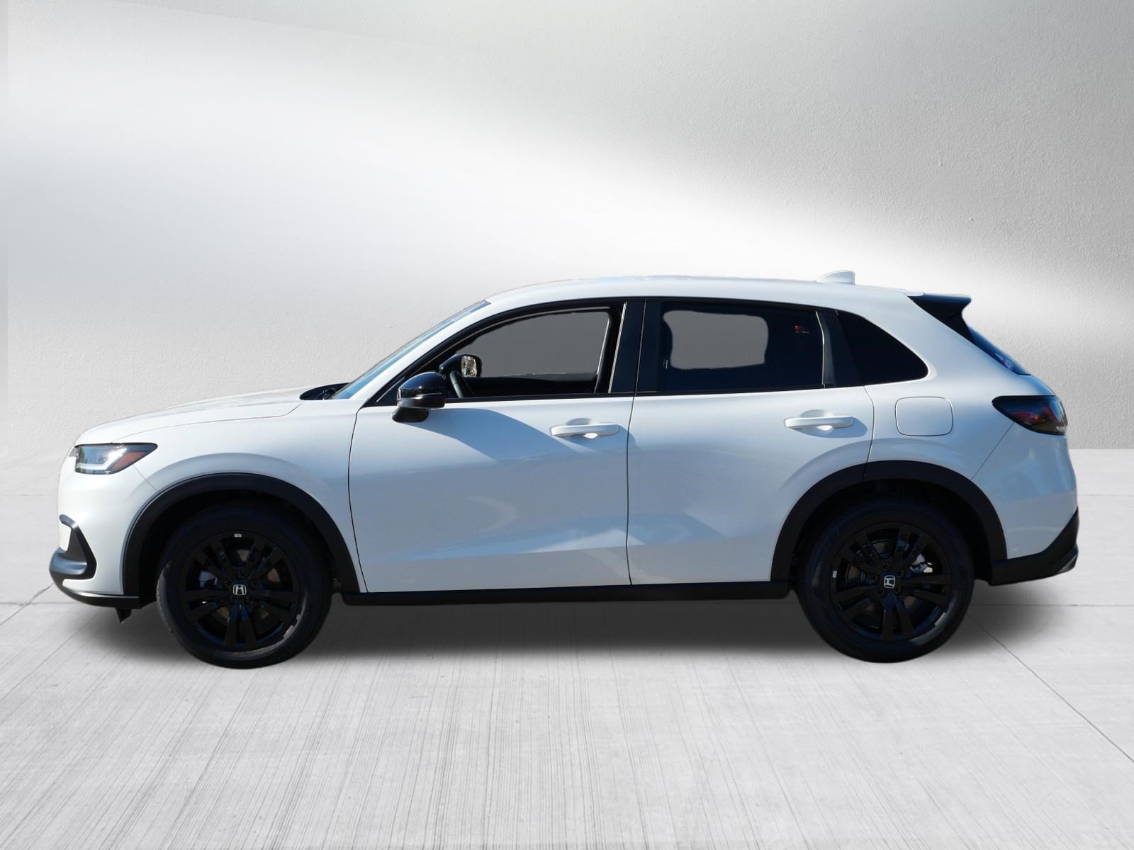 Used 2027 Honda HR-V Sport image 4