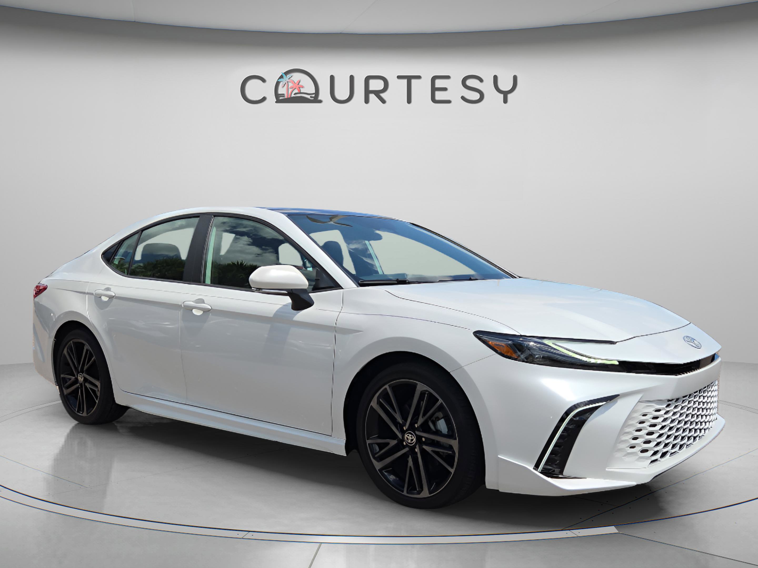 Certified 2025 Toyota Camry XSE FWD image 7