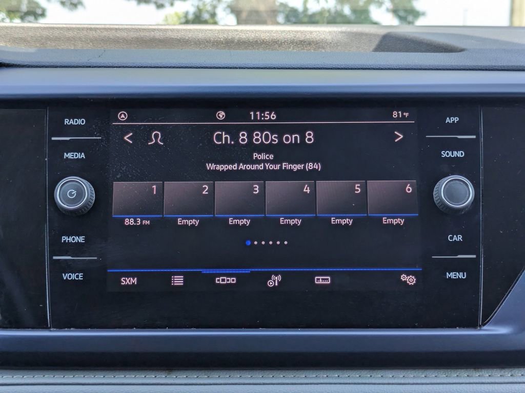 Used 2024 Volkswagen Taos SE image 18