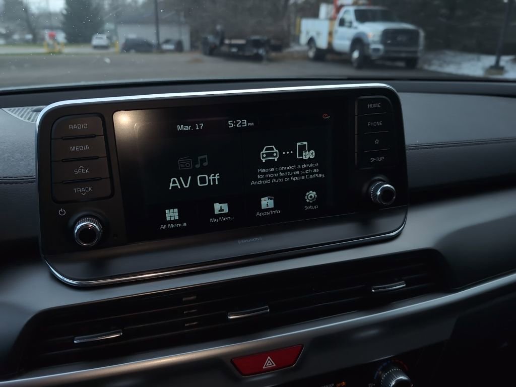 Used 2020 Kia Telluride LX image 18