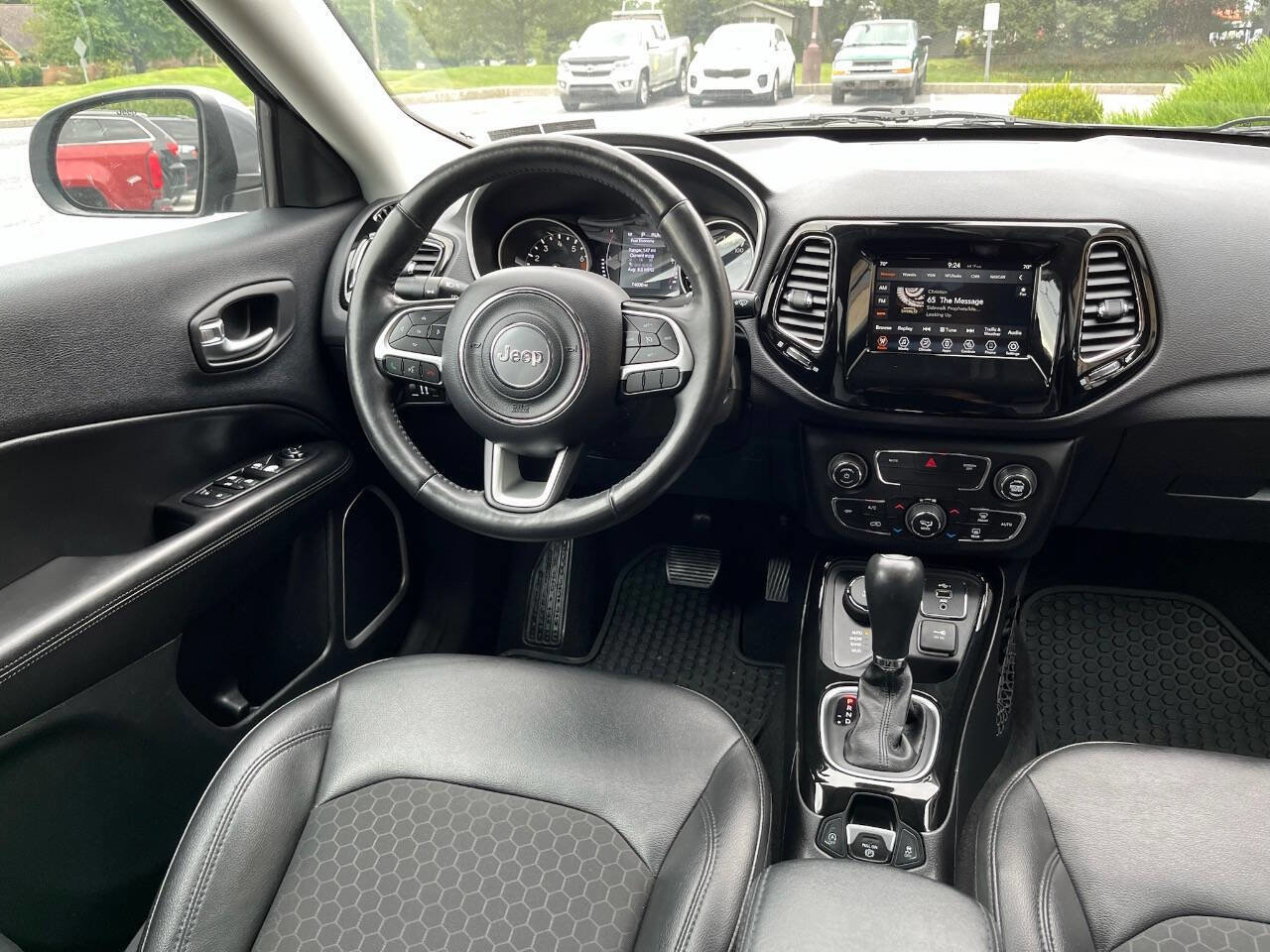 Used 2019 Jeep Compass Latitude image 7