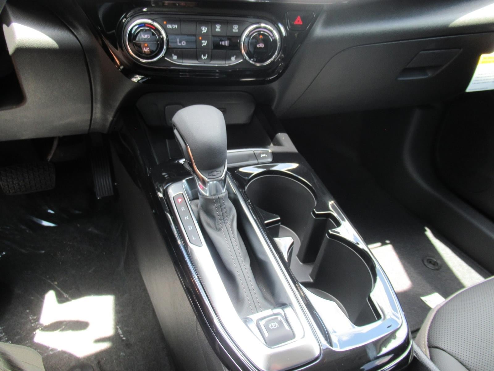 New 2026 Chevrolet Trax ACTIV w/ Driver Confidence Package FWD image 24