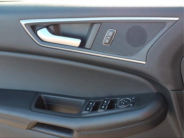 Used 2023 Ford Edge SEL image 20