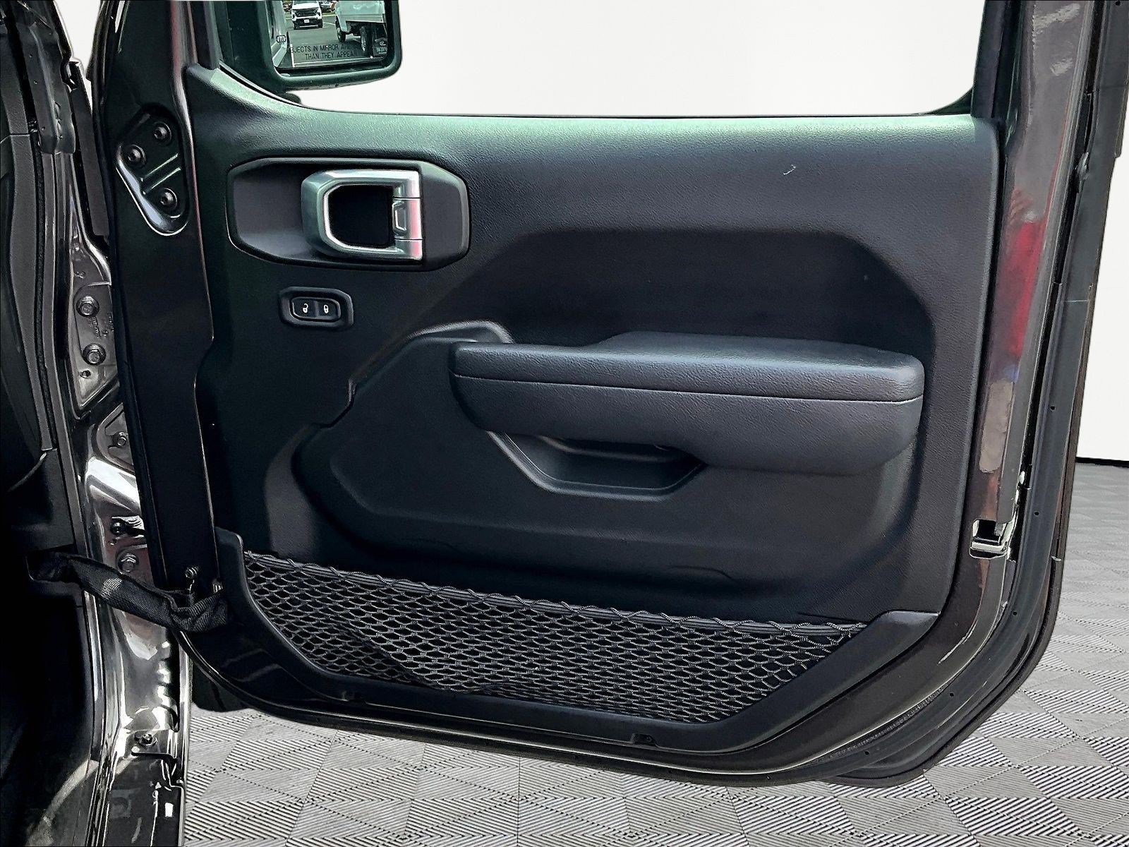 Used 2022 Jeep Wrangler Unlimited Sport AWD/4WD image 26