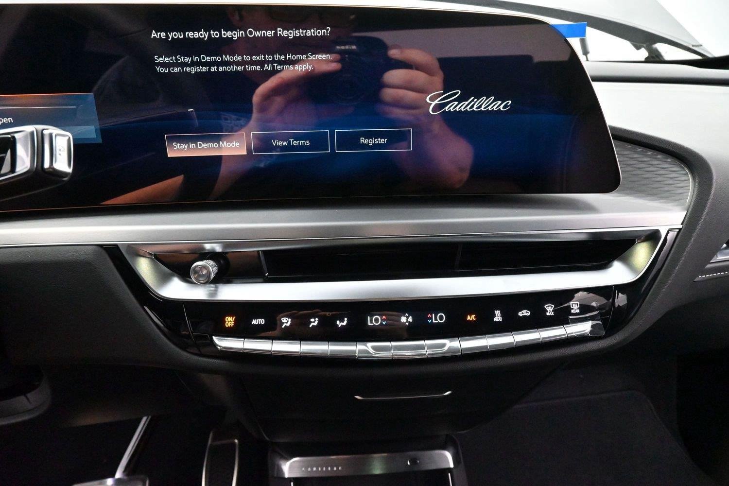 New 2027 Cadillac Lyriq Signature Sport AWD/4WD image 23