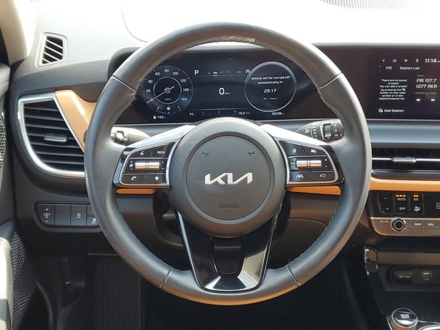 Used 2025 Kia Seltos EX w/ EX Sunroof Package AWD/4WD image 34