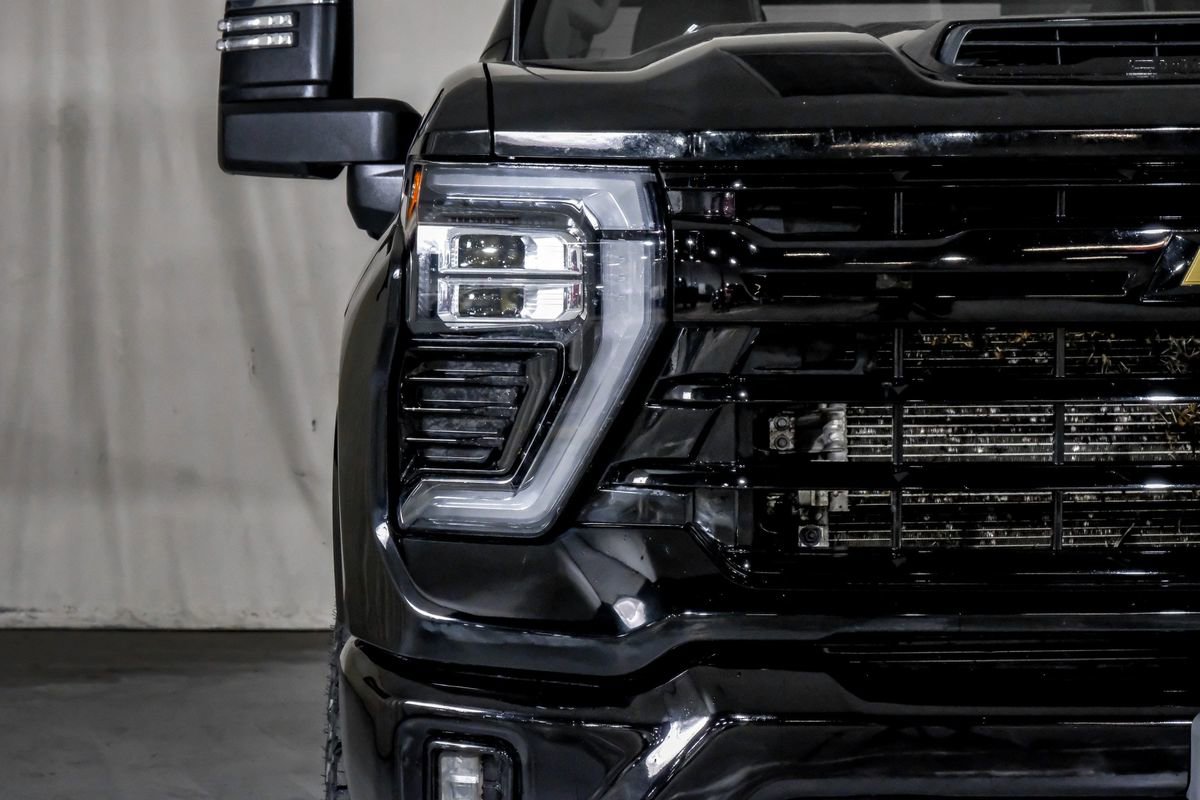 Used 2024 Chevrolet Silverado 3500 LTZ w/ LTZ Convenience Package image 40