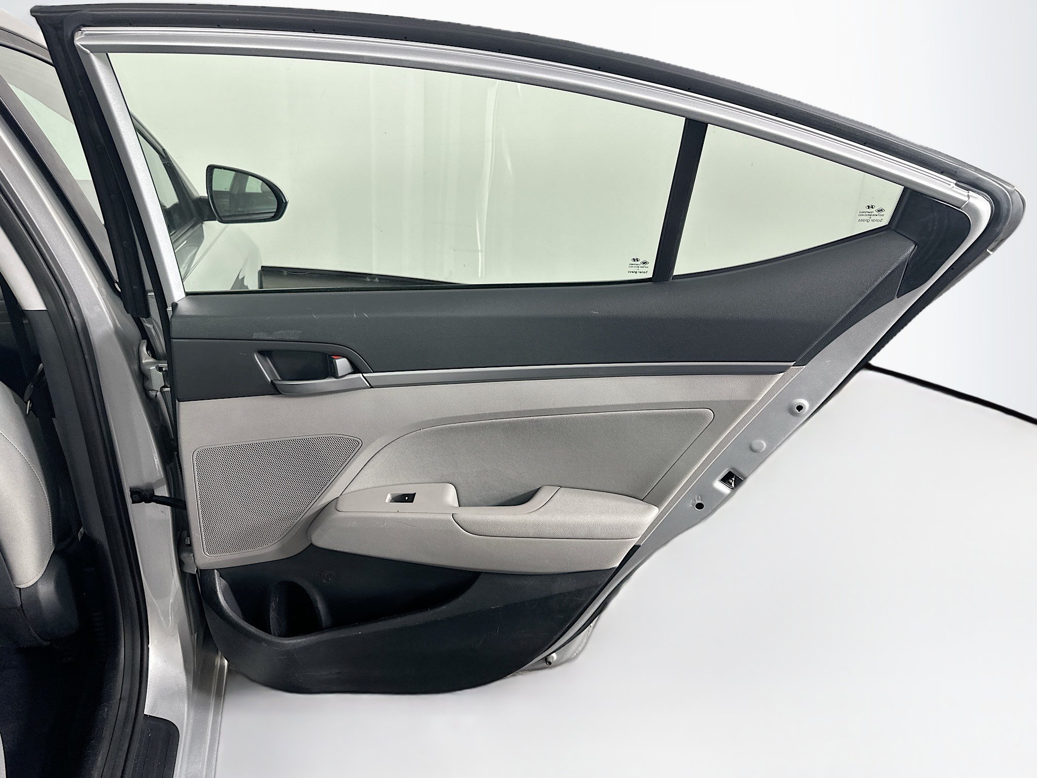 Used 2017 Hyundai Elantra SE FWD image 27