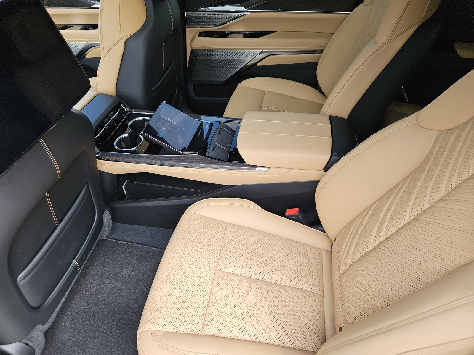 New 2026 Cadillac Escalade IQ Sport 2 image 25