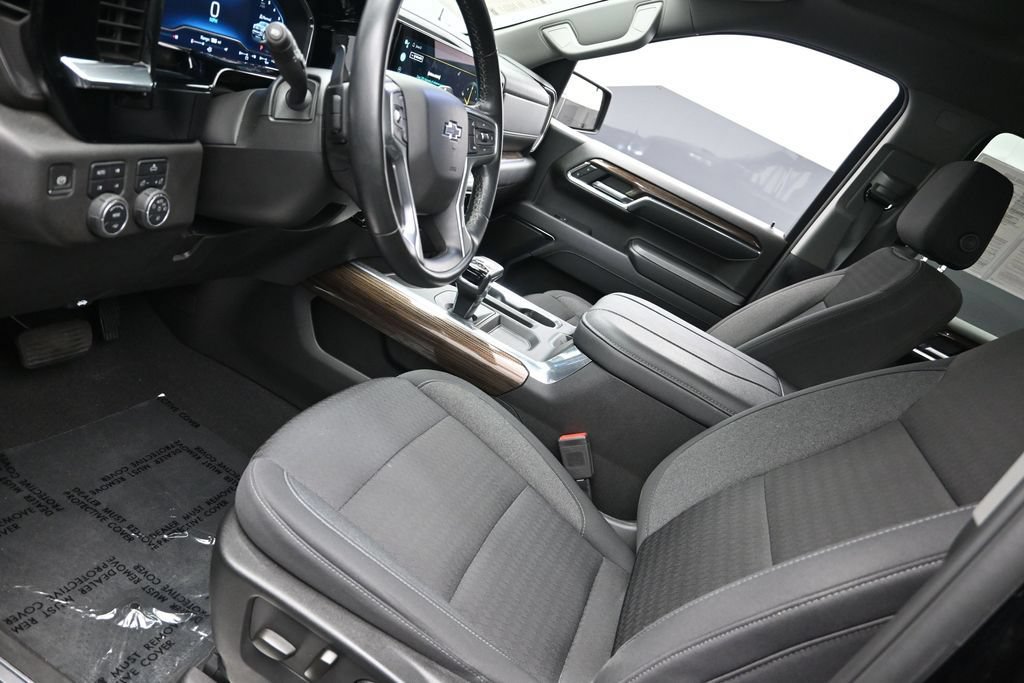 Used 2024 Chevrolet Silverado 1500 RST w/ Z71 Off-Road Package AWD/4WD image 19