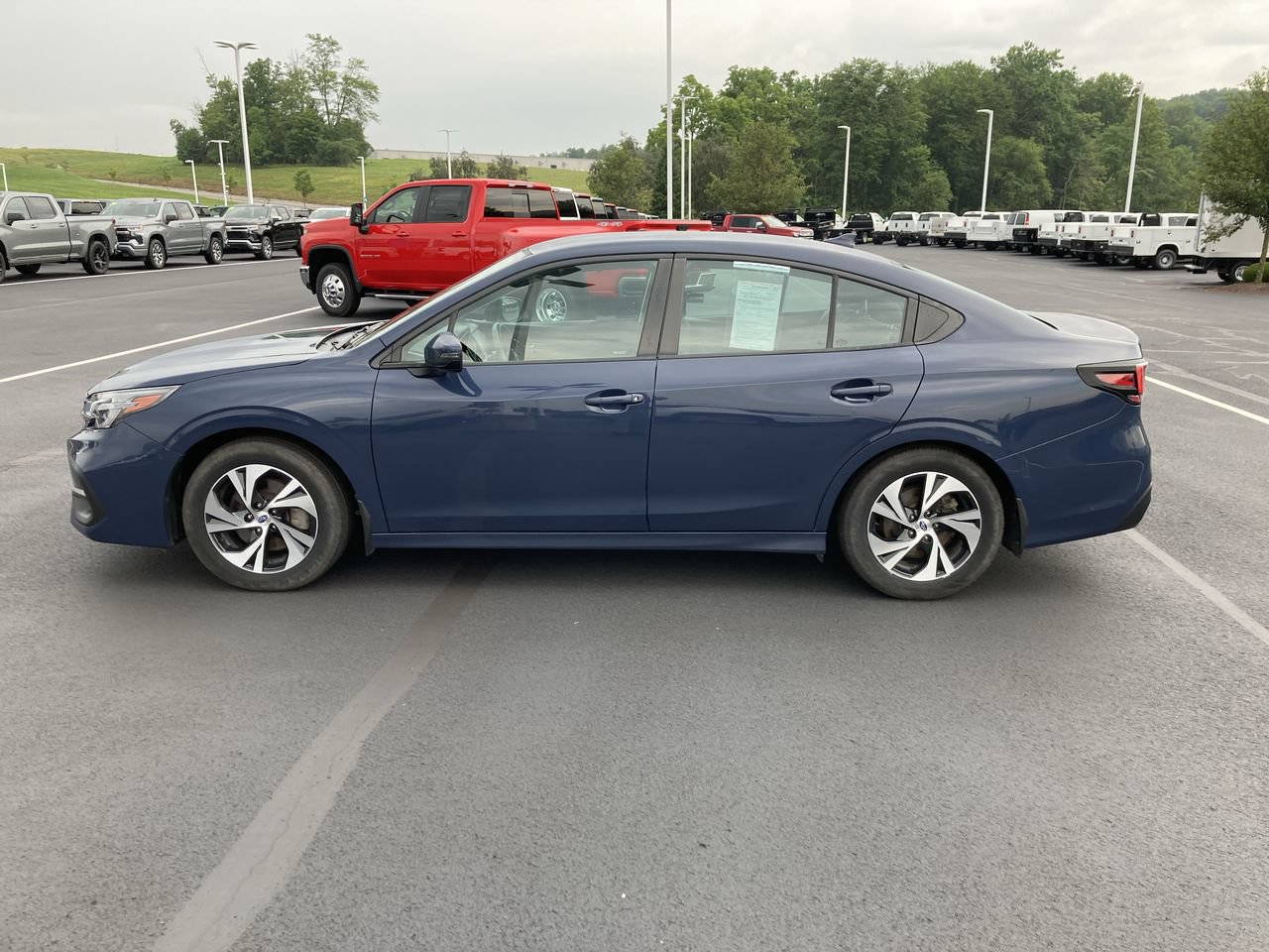 Used 2023 Subaru Legacy Premium AWD/4WD image 4