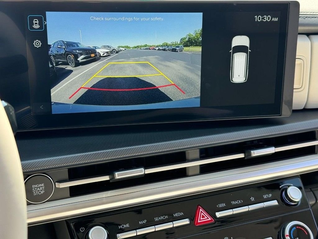 Certified 2025 Hyundai Santa Fe SE AWD/4WD image 18