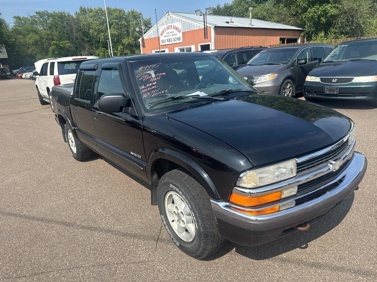 Used 2001 Chevrolet S10 Pickup LS w/ Cold-Climate Pkg AWD/4WD image 3