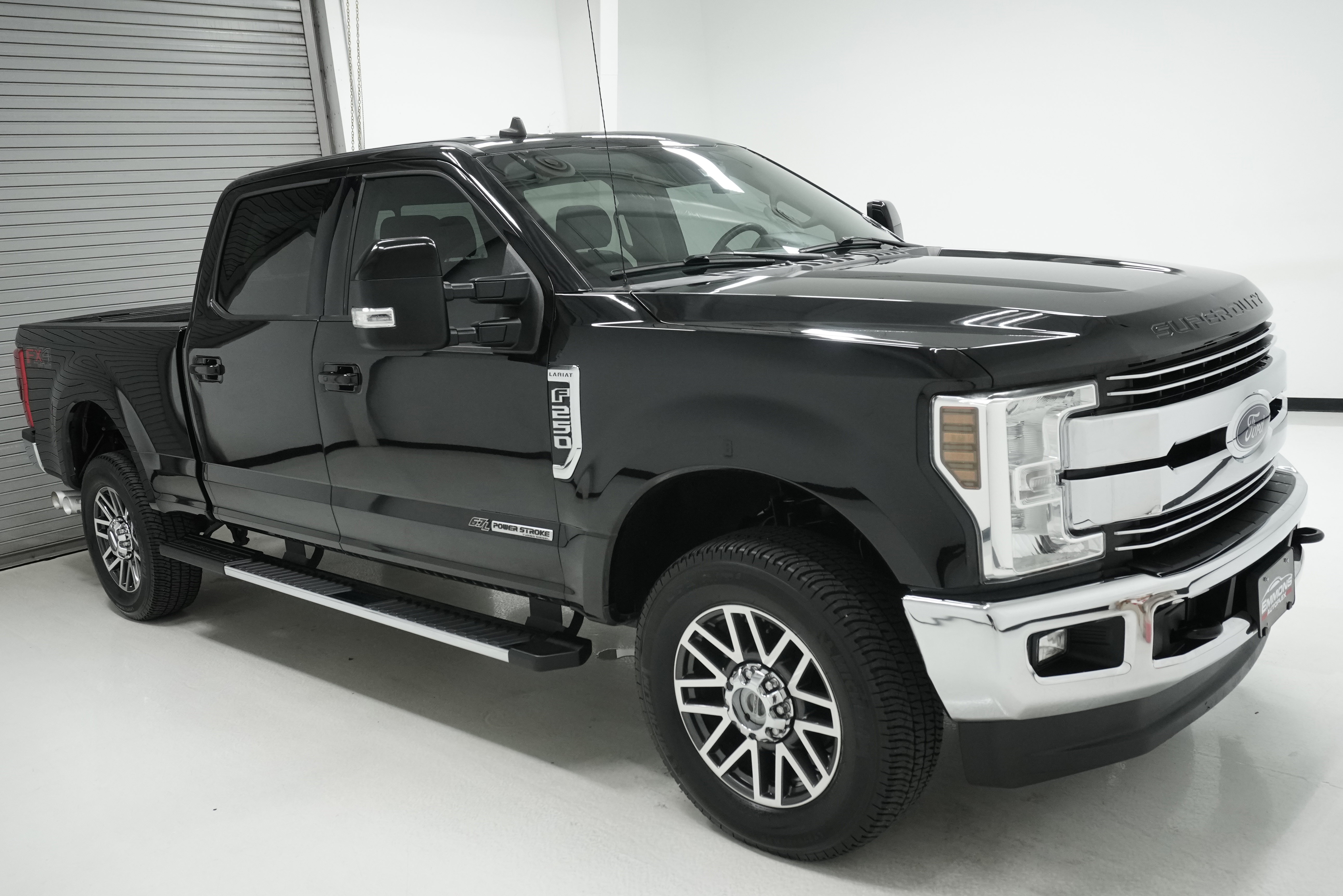 Used 2019 Ford F250 Lariat w/ Lariat Ultimate Package AWD/4WD image 3