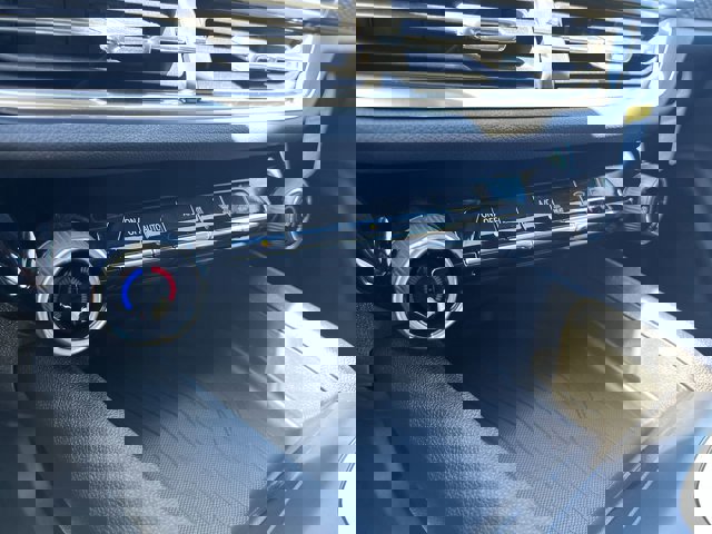 New 2026 Chevrolet Equinox EV LT image 11