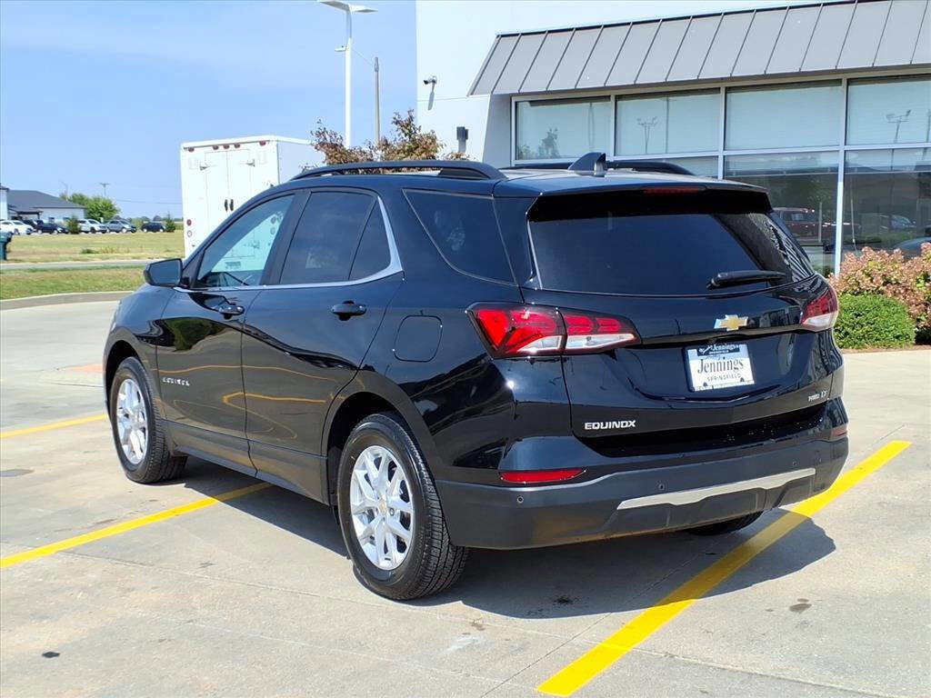 Used 2022 Chevrolet Equinox LT image 4