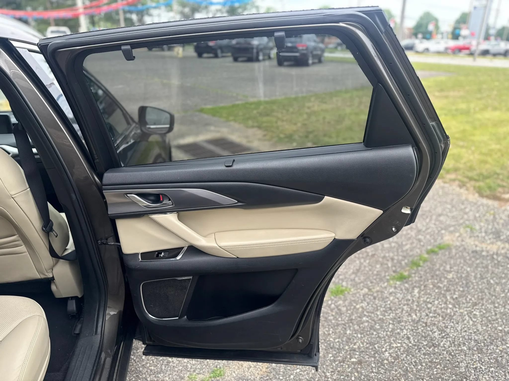 Used 2019 MAZDA CX-9 Grand Touring AWD/4WD image 16