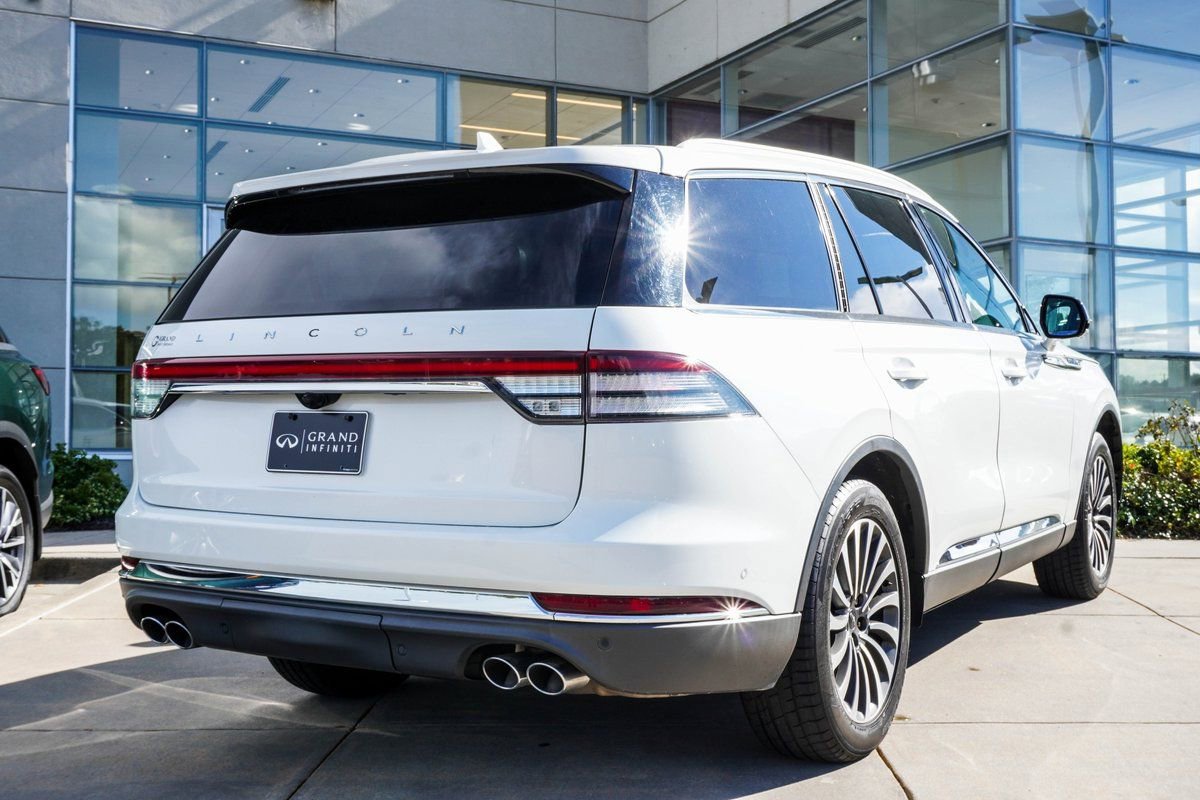 Used 2020 Lincoln Aviator Reserve w/ Equipment Group 201A image 9
