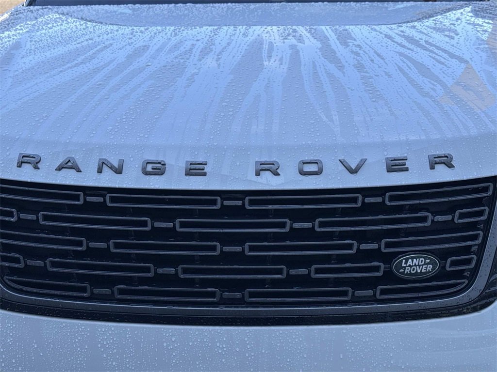 Certified 2025 Land Rover Range Rover Velar S image 9