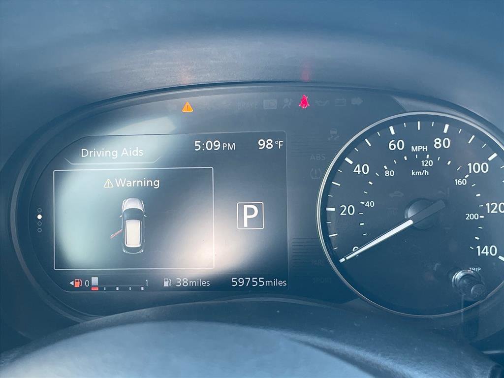 Used 2021 Nissan Kicks SR w/ SR Premium Package FWD image 11