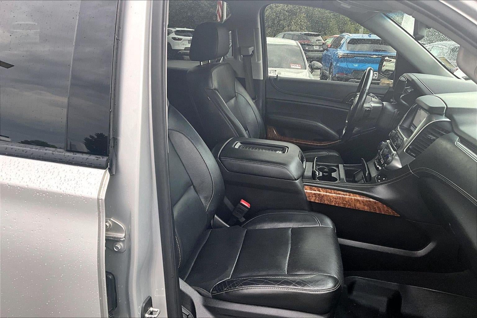 Used 2019 Chevrolet Tahoe Premier AWD/4WD image 7