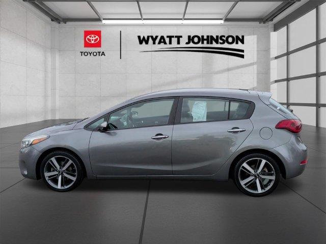 Used 2017 Kia Forte EX FWD image 4