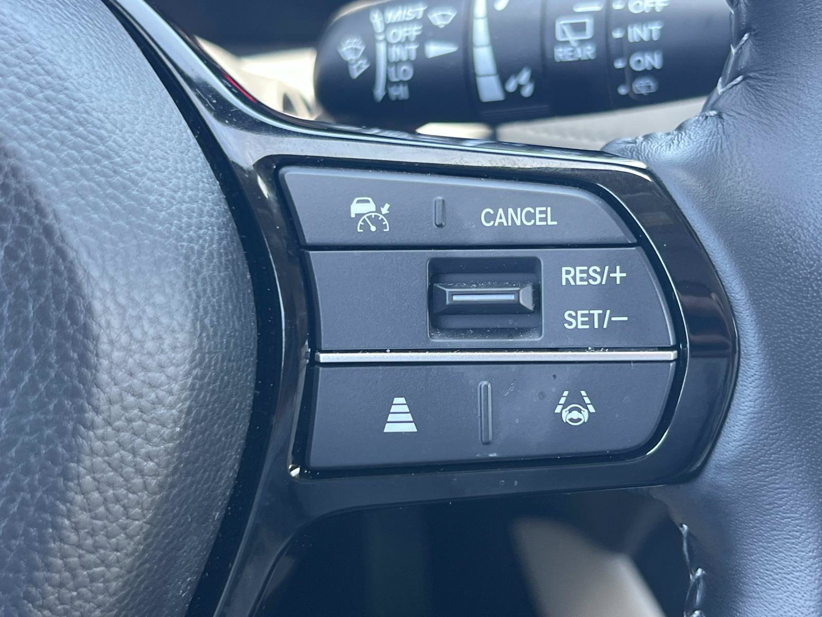 Certified 2026 Honda HR-V EX-L image 10