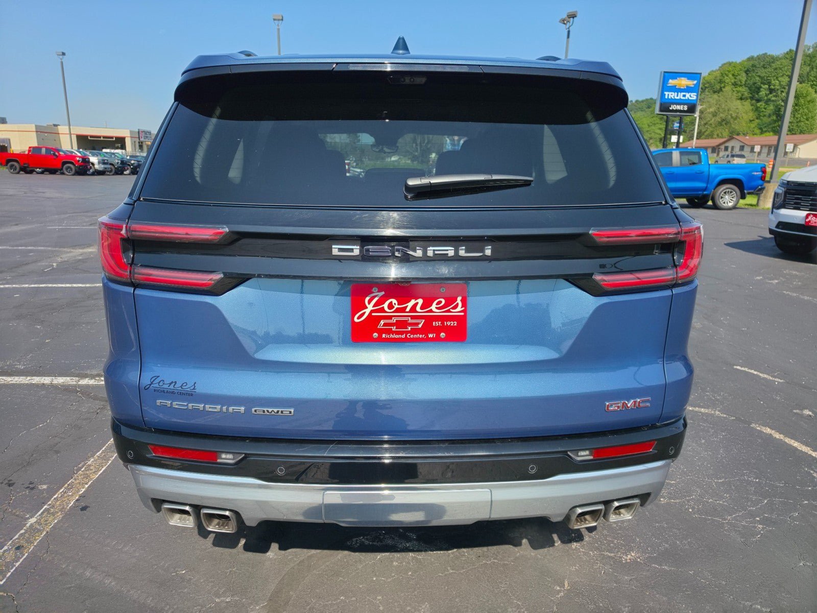 Used 2026 GMC Acadia Denali w/ Super Cruise Package AWD/4WD image 4