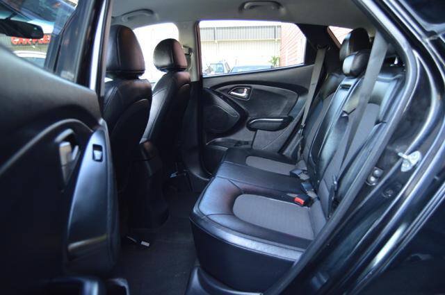 Used 2012 Hyundai Tucson GLS AWD/4WD image 12