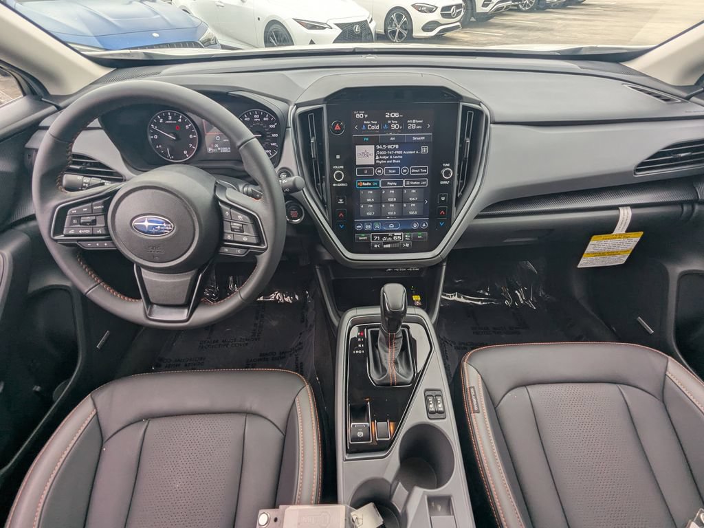 Used 2025 Subaru Crosstrek 2.5i Limited AWD/4WD image 2