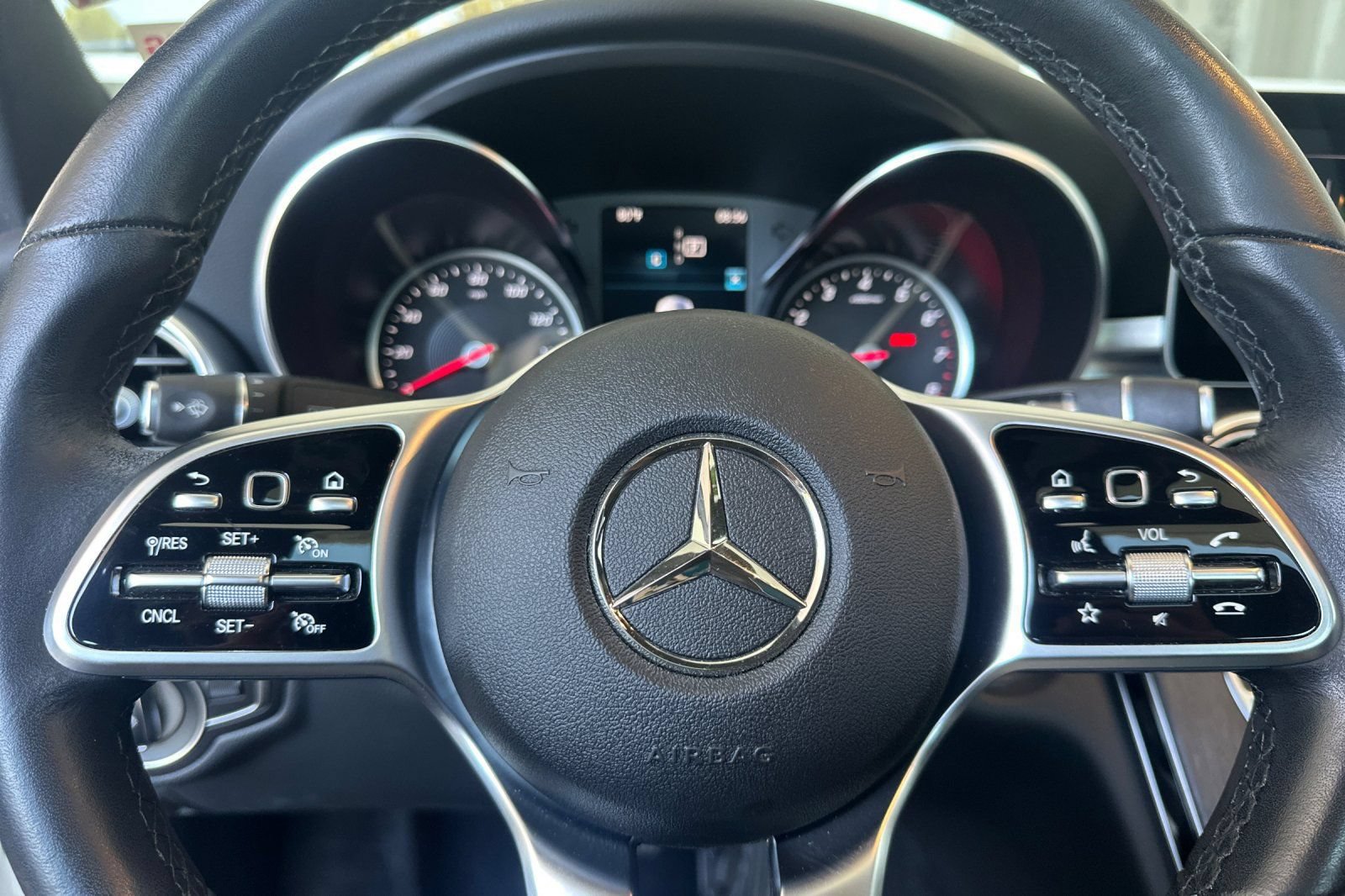 Used 2019 Mercedes-Benz C 300 Sedan image 26