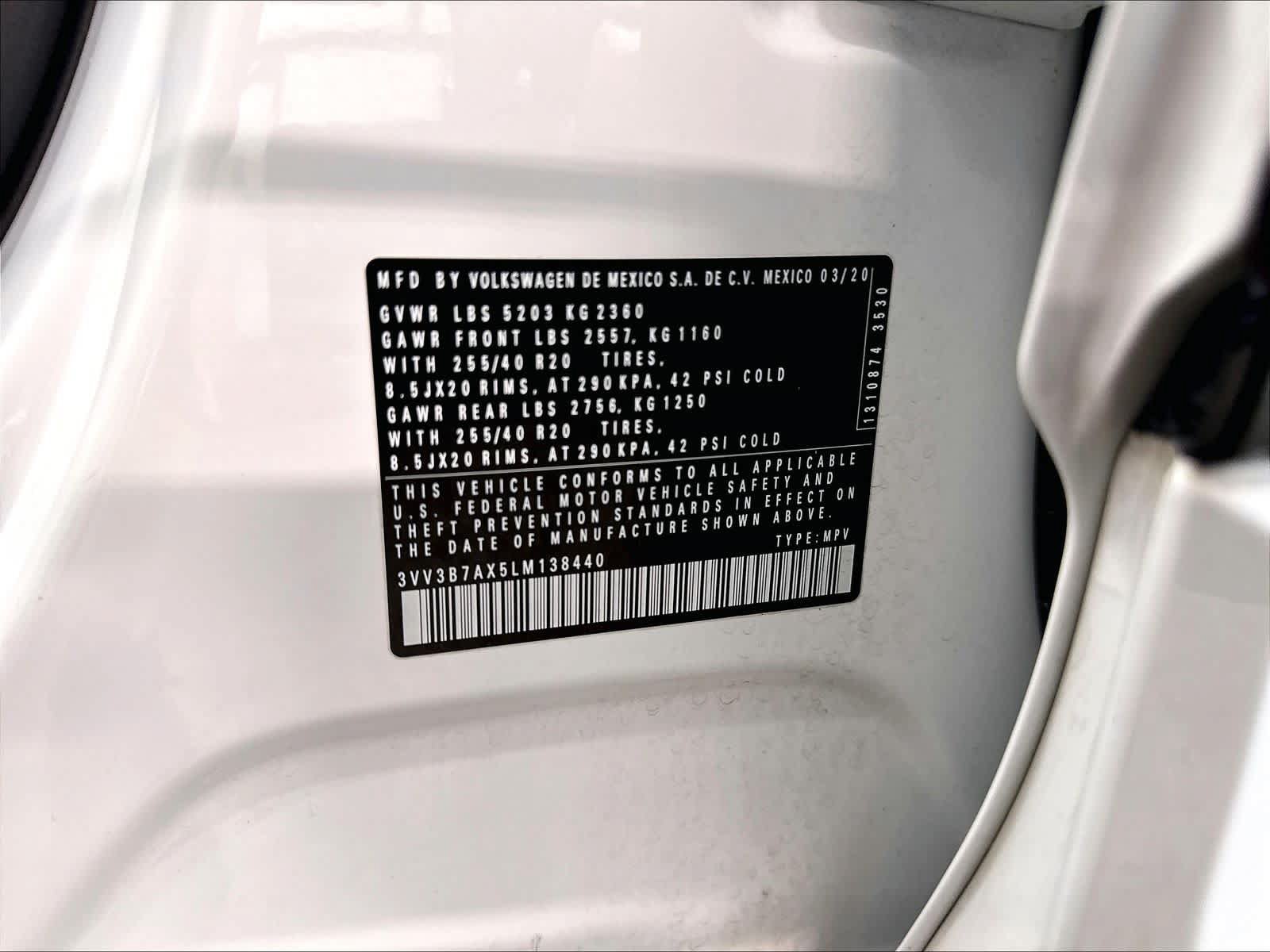 Used 2020 Volkswagen Tiguan SE R-Line FWD image 22