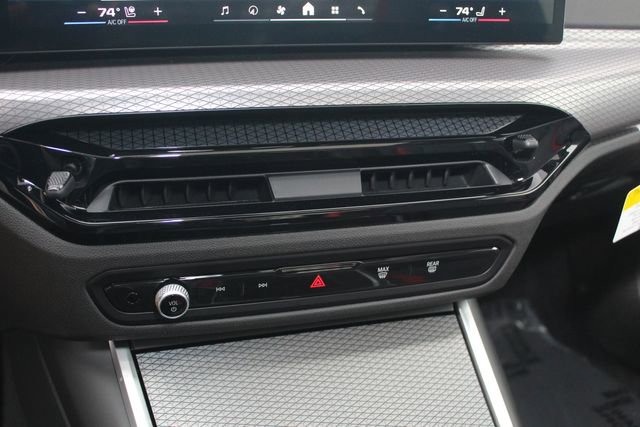 Used 2025 BMW M2 w/ Lighting Package image 15