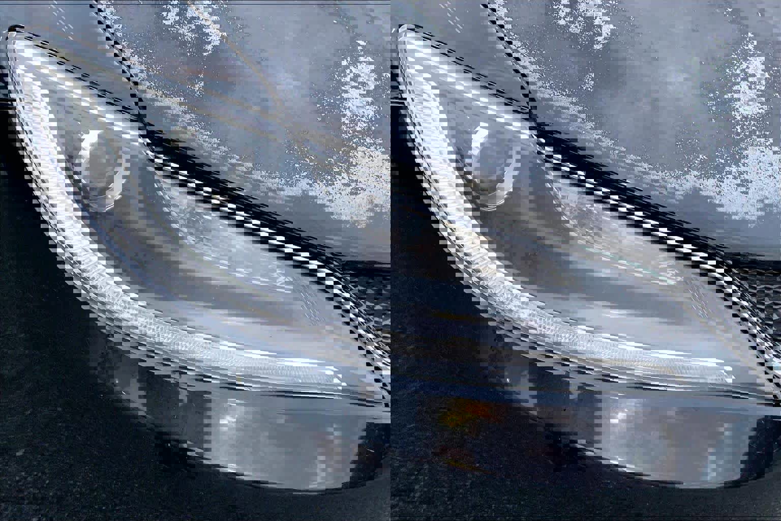 Used 2015 Chrysler 200 LX image 25