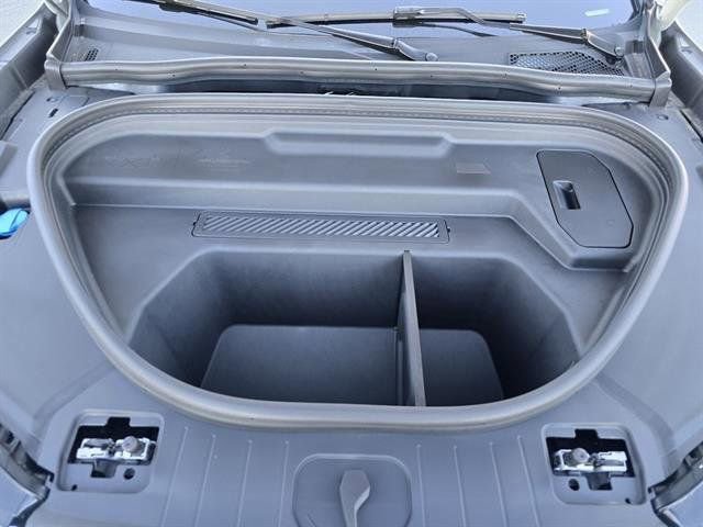 New 2025 Audi Q6 e-tron Premium Plus image 17