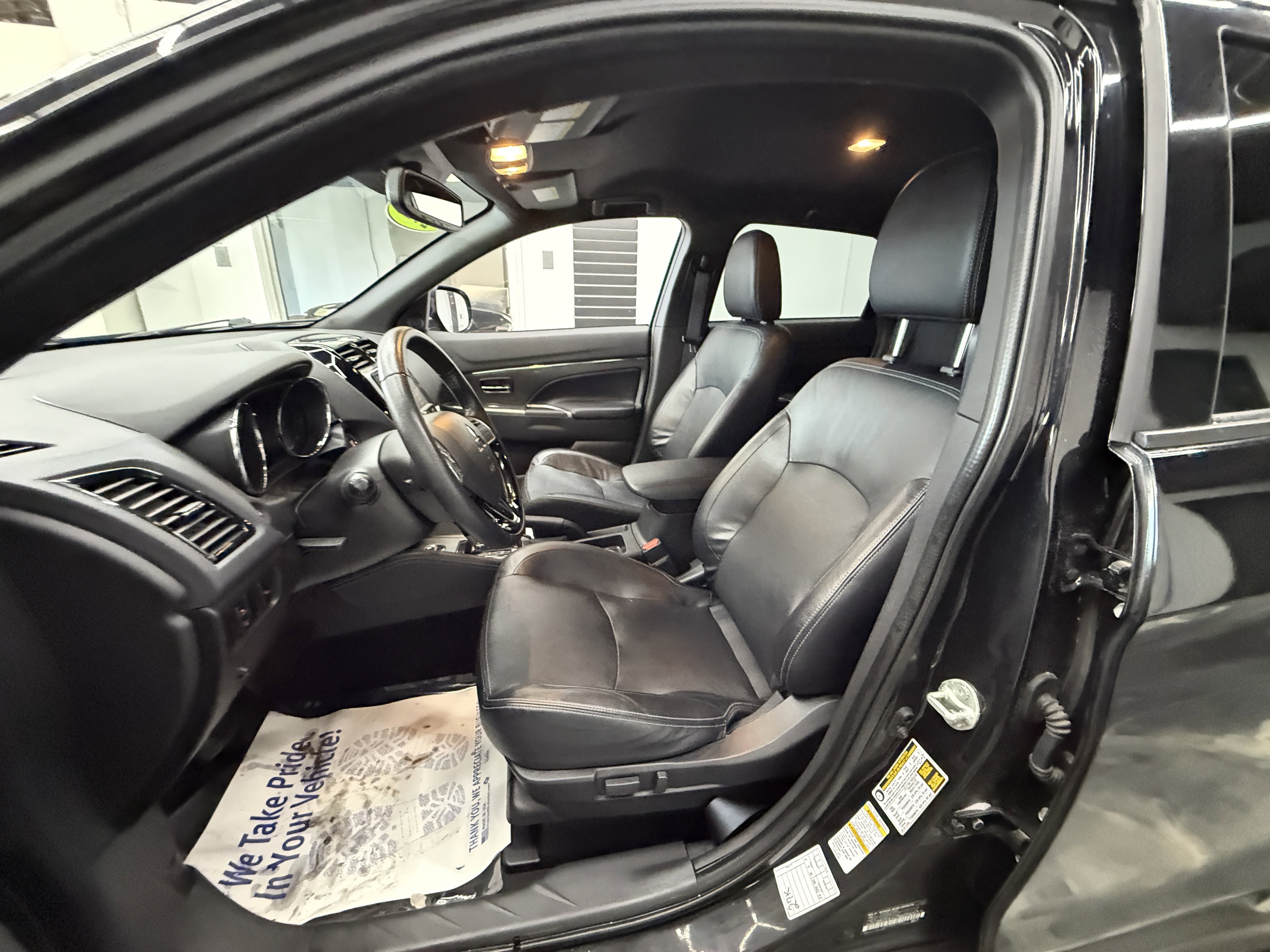 Used 2023 Mitsubishi Outlander Sport GT image 11