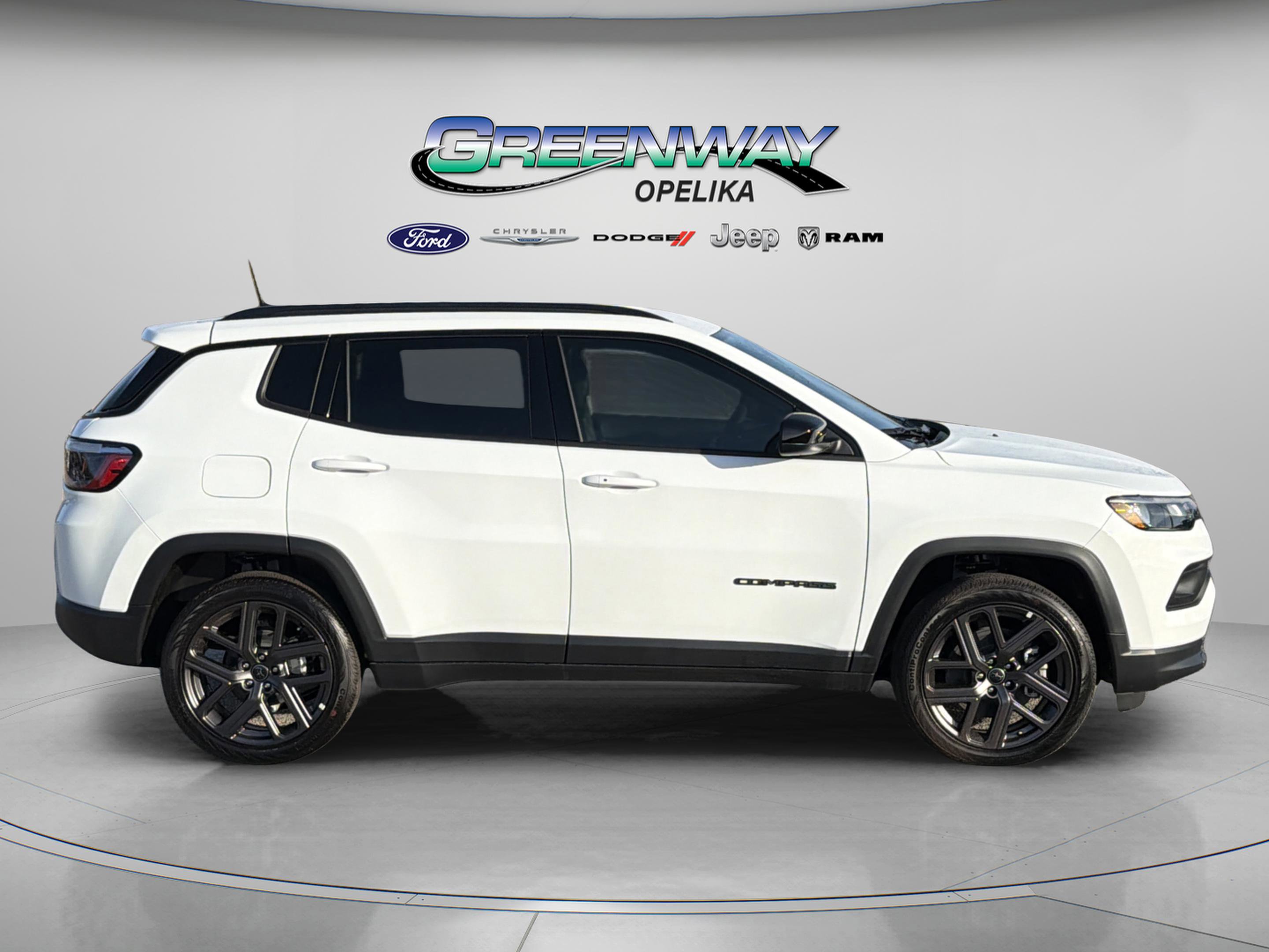 New 2026 Jeep Compass Latitude AWD/4WD image 8