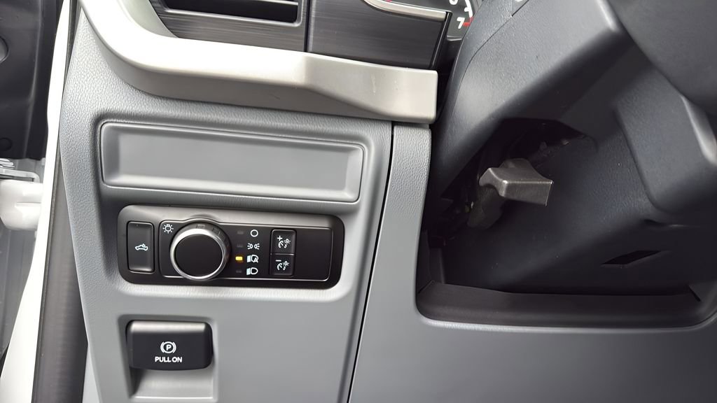 Used 2023 Ford F150 XL w/ Max Trailer Tow Package image 18