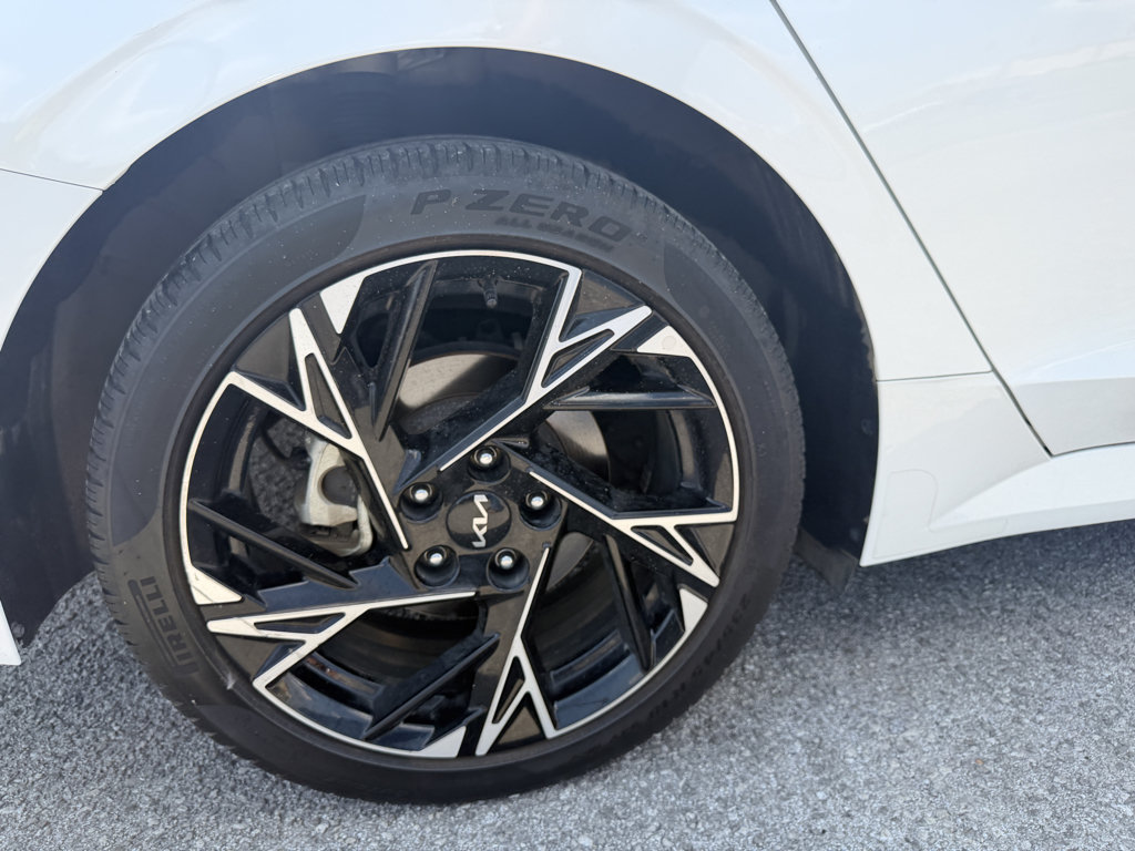 Used 2025 Kia K5 GT-Line w/ GT-Line Premium Package FWD image 34