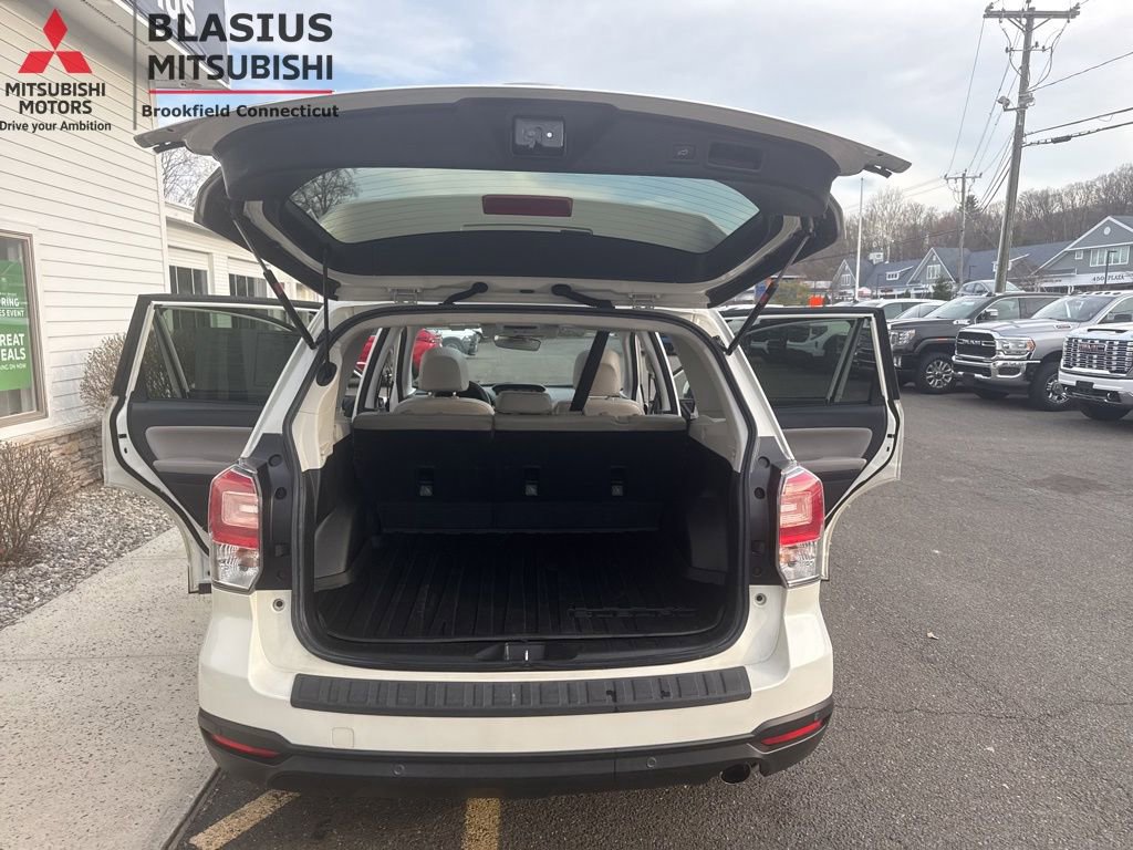 Used 2017 Subaru Forester 2.5i Limited AWD/4WD image 40