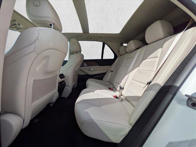 New 2026 Mercedes-Benz GLE 450e 4MATIC image 16