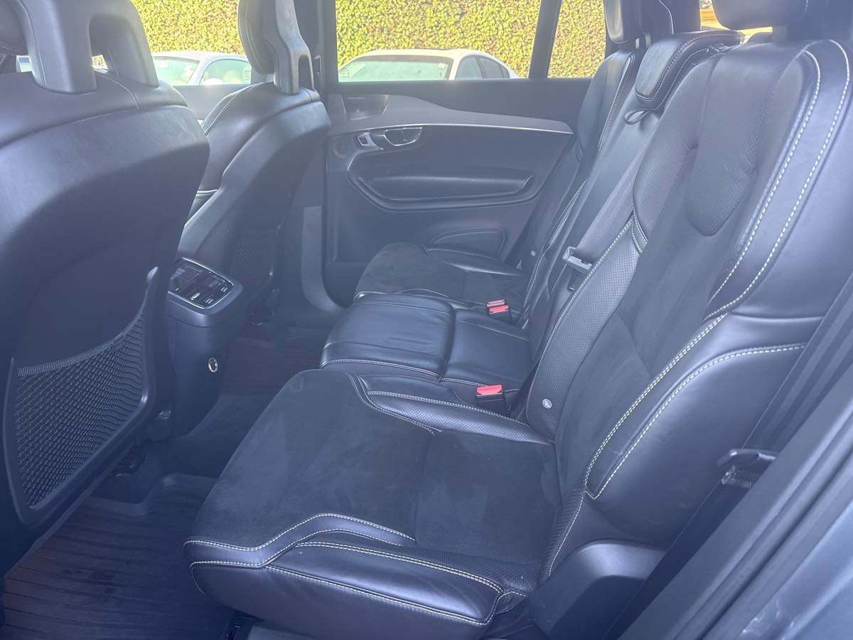 Used 2016 Volvo XC90 T6 R-Design w/ Protection Package Plus image 15